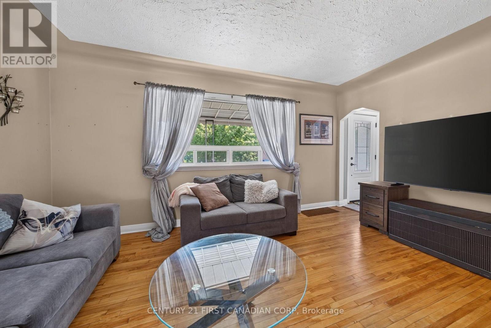 75 Glass Avenue, London East, Ontario  N5W 1Z8 - Photo 5 - X13565296