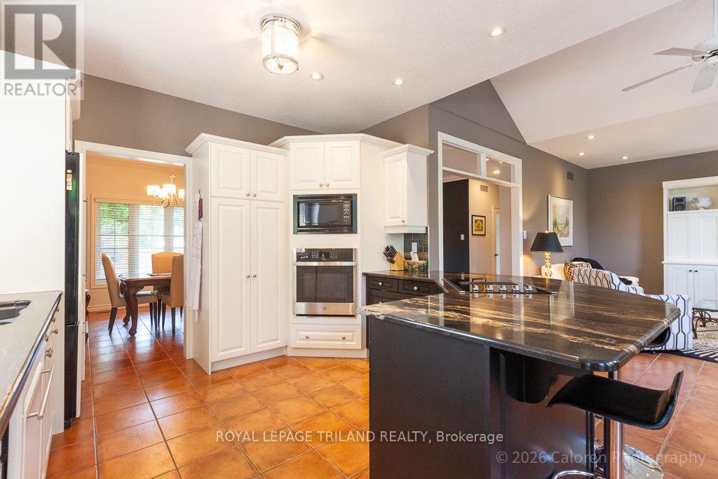 321 Hartson Road, London North, Ontario  N6H 5C2 - Photo 14 - X13565300