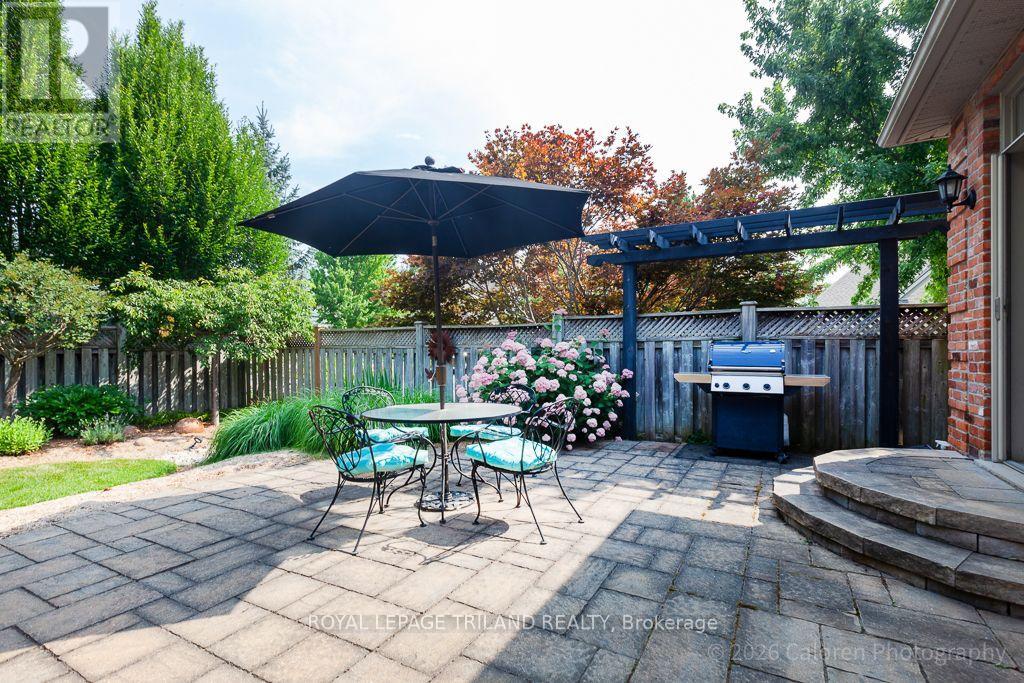 321 Hartson Road, London North, Ontario  N6H 5C2 - Photo 8 - X13565300