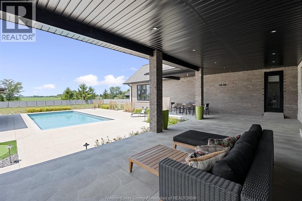 1423 Mullins Drive, Lakeshore, Ontario  N0R 1V0 - Photo 47 - 26016978