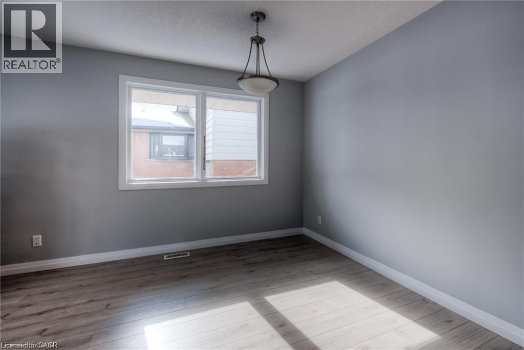 33 Ruskview Road, Kitchener, Ontario  N2M 4S1 - Photo 16 - 40847353