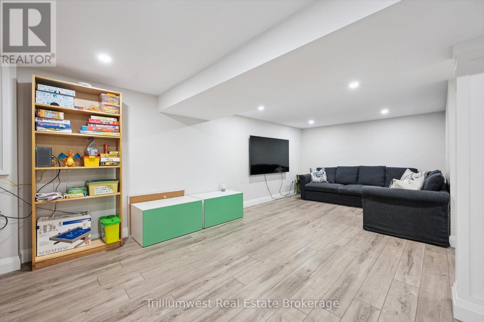 7 Teakwood Place, Guelph (Victoria North), Ontario  N1E 6G7 - Photo 22 - X13565186