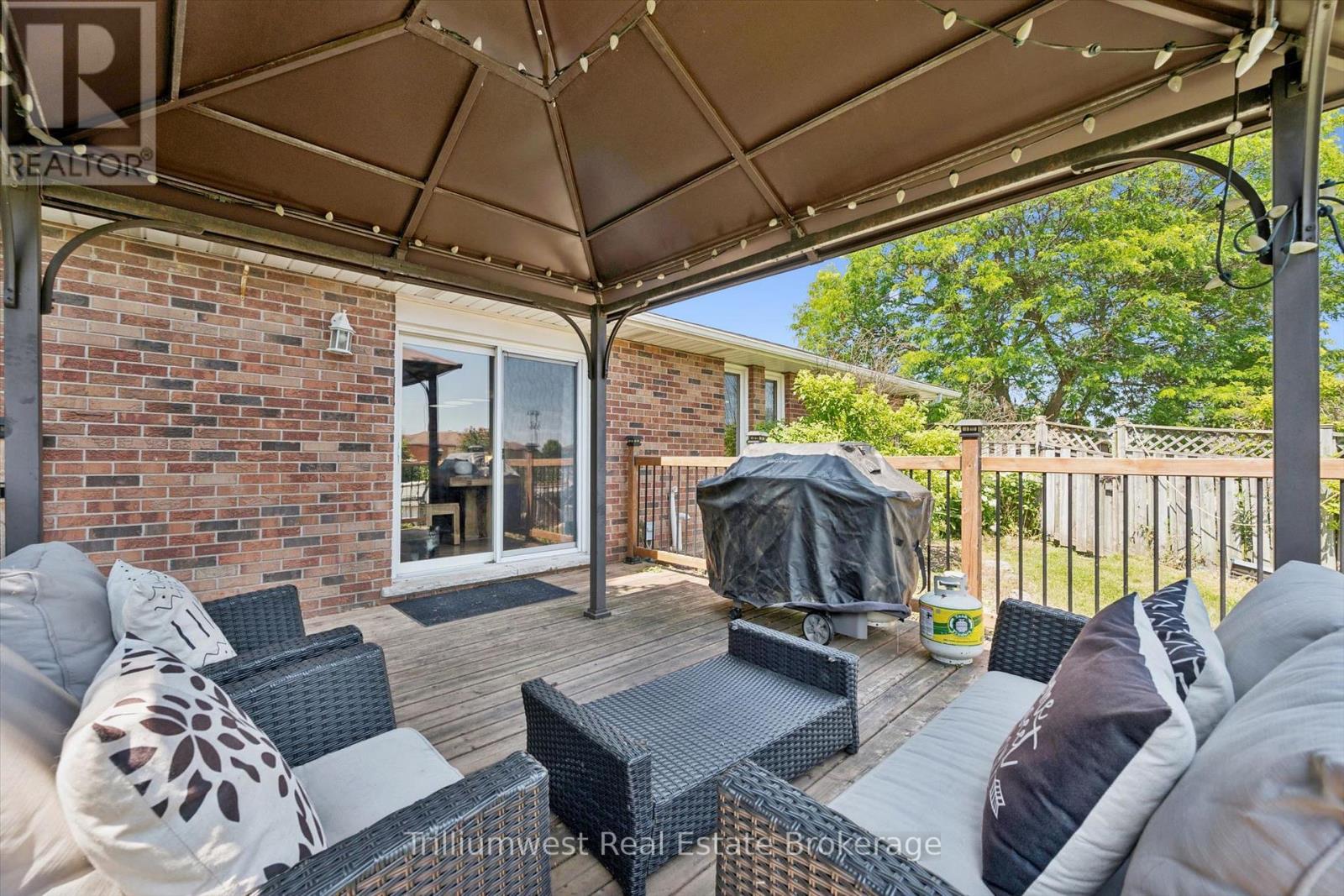 7 Teakwood Place, Guelph (Victoria North), Ontario  N1E 6G7 - Photo 29 - X13565186