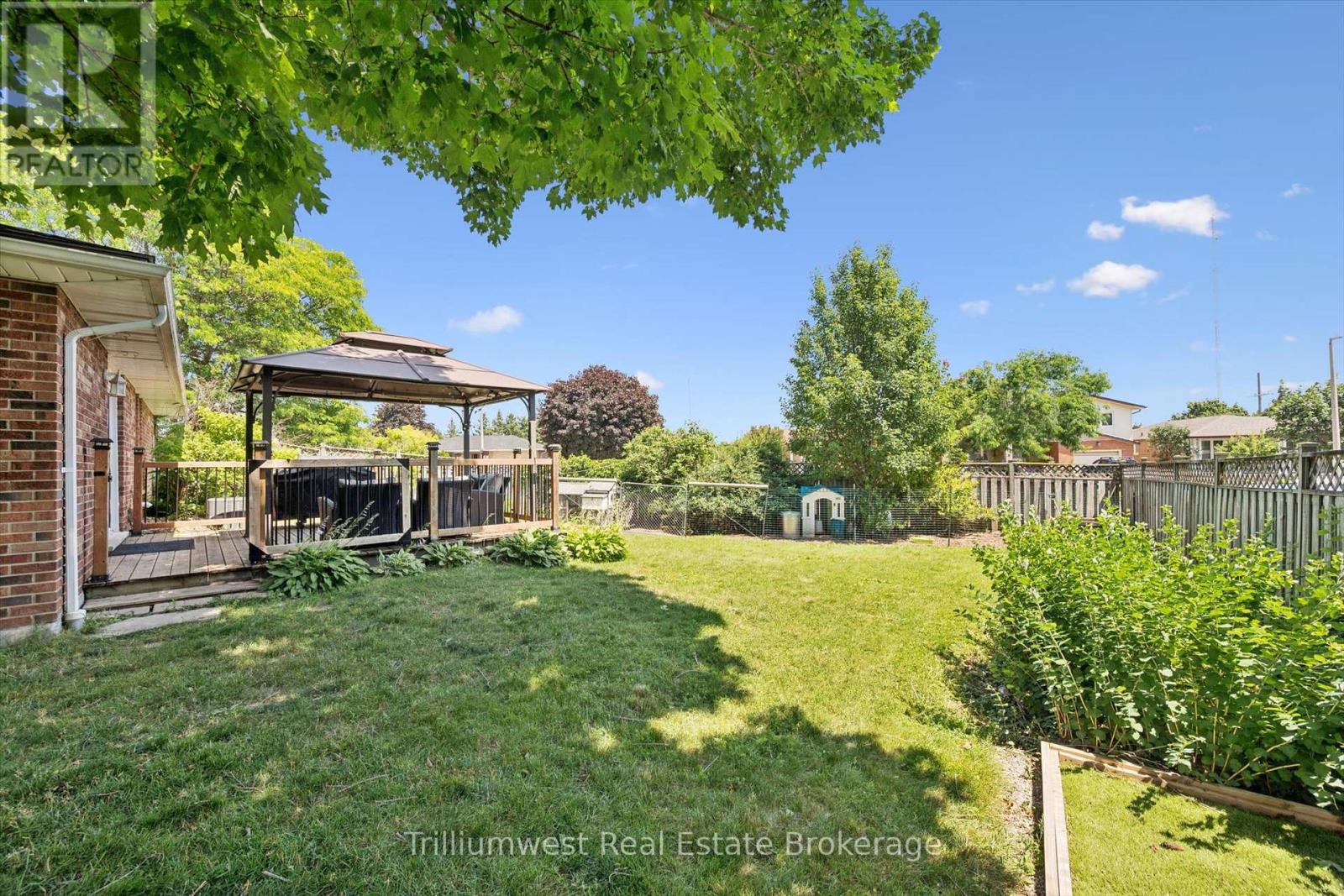 7 Teakwood Place, Guelph (Victoria North), Ontario  N1E 6G7 - Photo 32 - X13565186