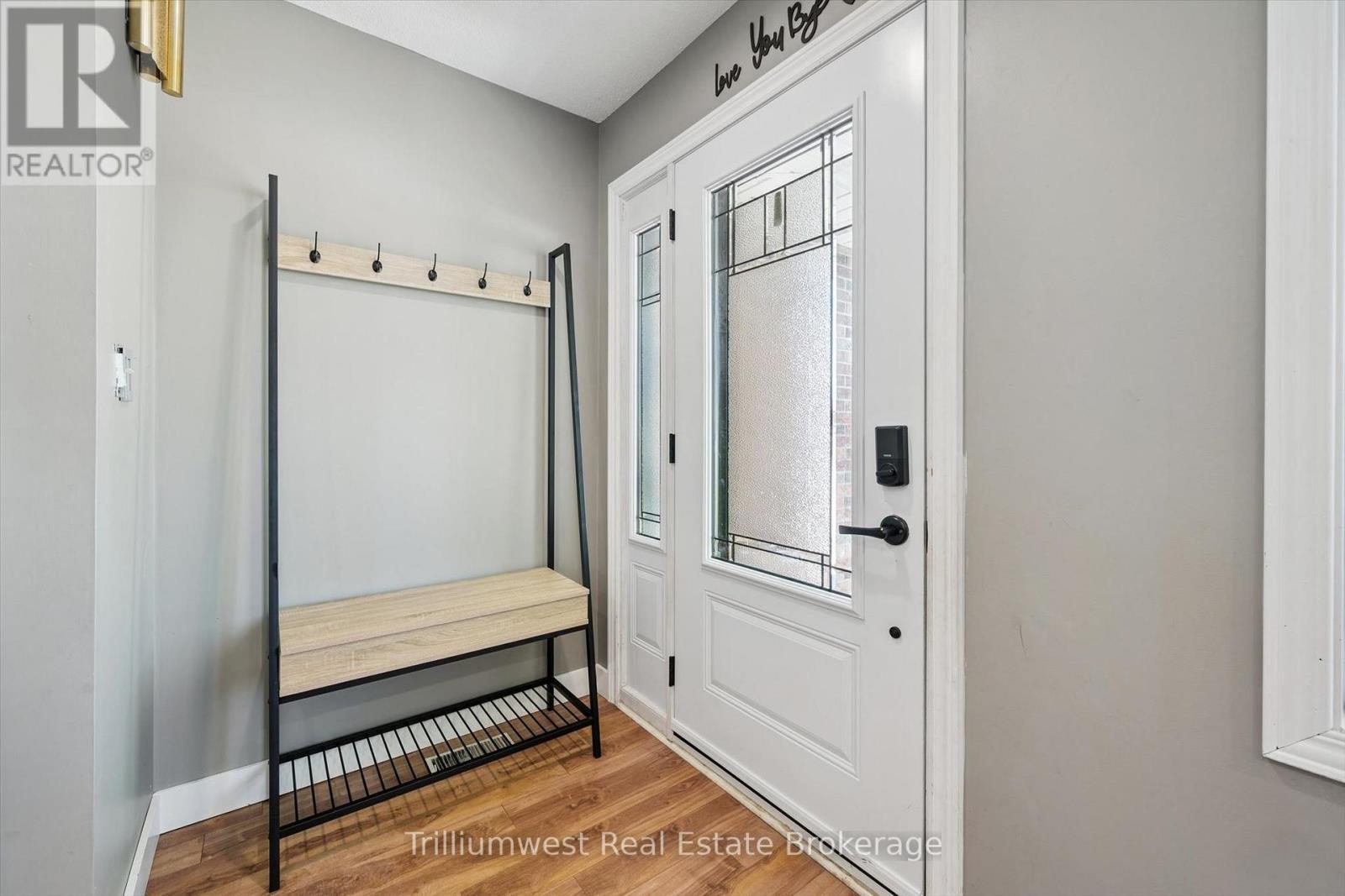 7 Teakwood Place, Guelph (Victoria North), Ontario  N1E 6G7 - Photo 6 - X13565186