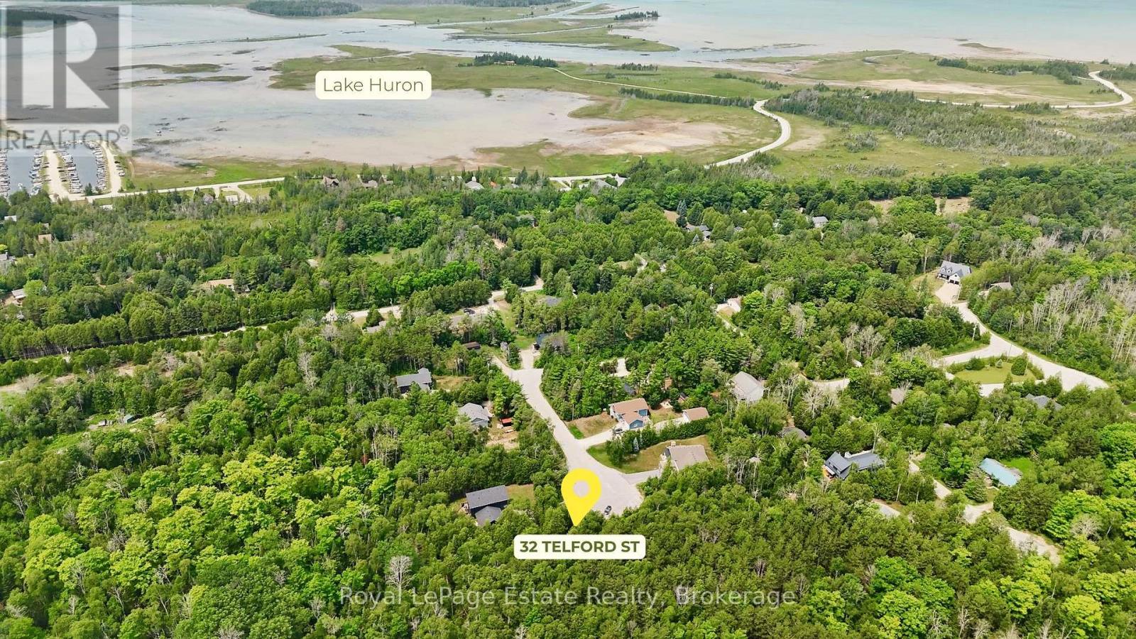 32 Telford Street, South Bruce Peninsula, Ontario  N0H 2T0 - Photo 1 - X13565192