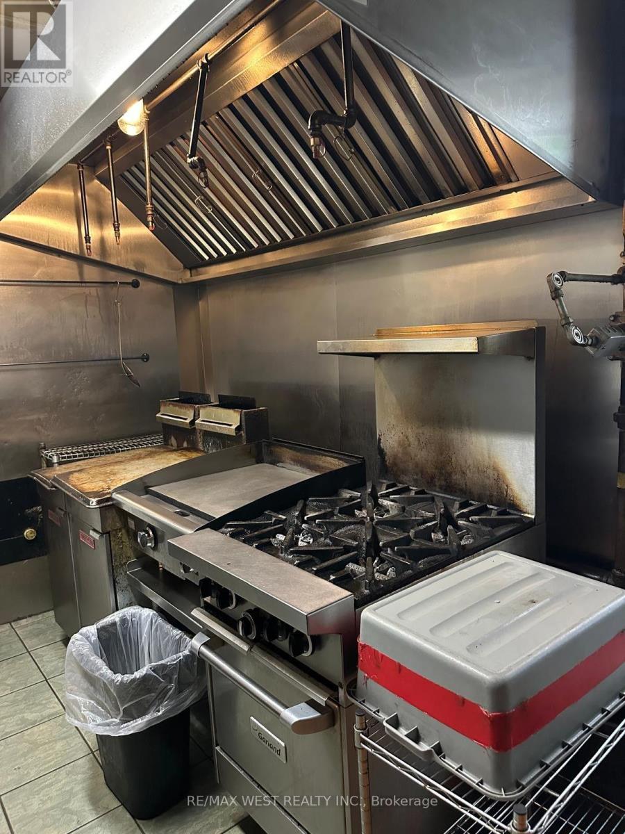 382 College Street, Toronto, Ontario  M5T 1S7 - Photo 13 - C13565266
