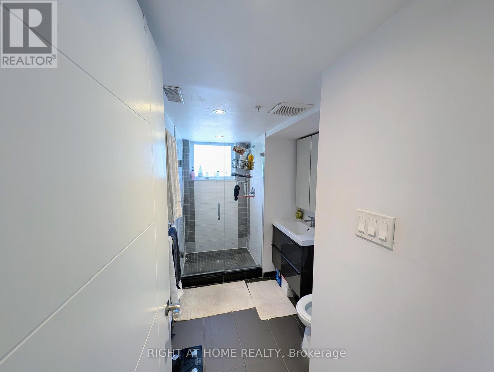 1 - 189 Sheridan Avenue, Toronto, Ontario  M6H 3M5 - Photo 10 - C13565280