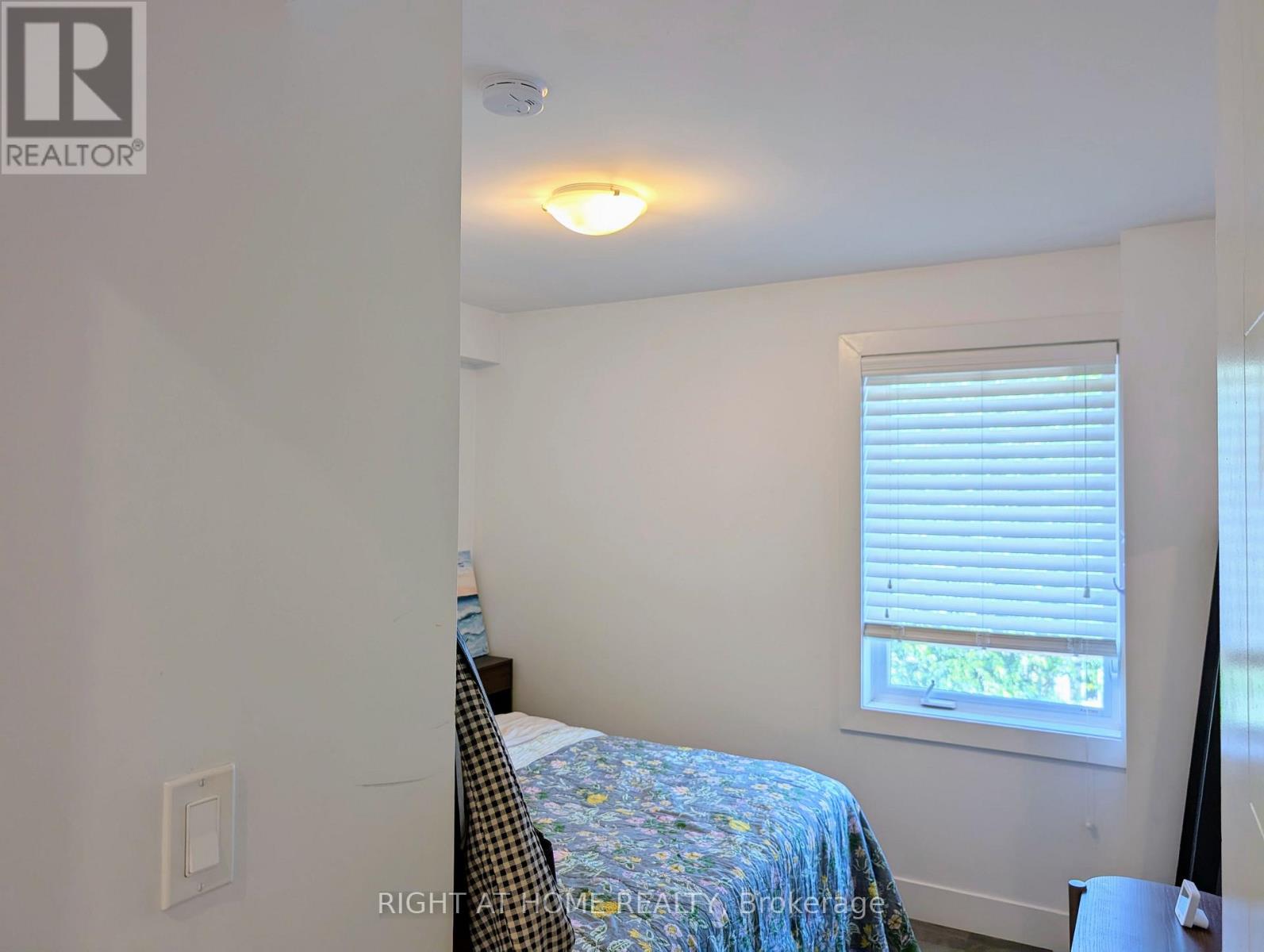 1 - 189 Sheridan Avenue, Toronto, Ontario  M6H 3M5 - Photo 5 - C13565280