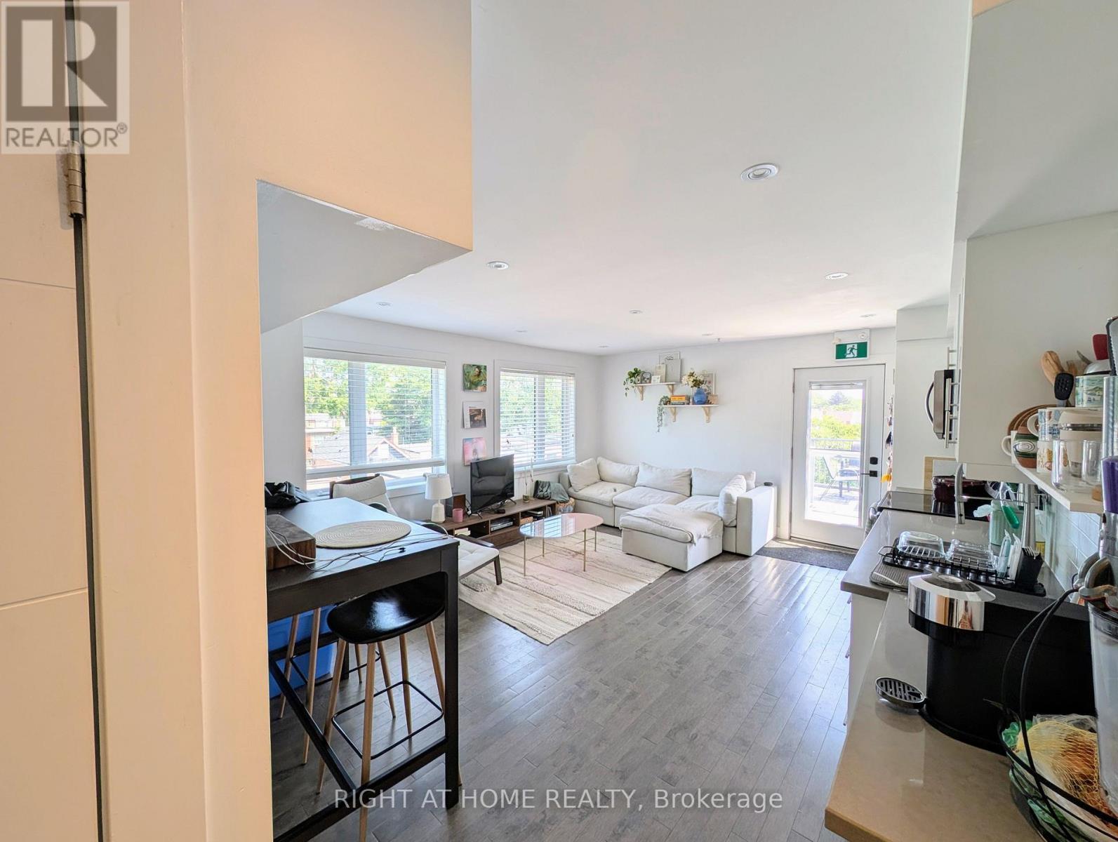 1 - 189 Sheridan Avenue, Toronto, Ontario  M6H 3M5 - Photo 7 - C13565280