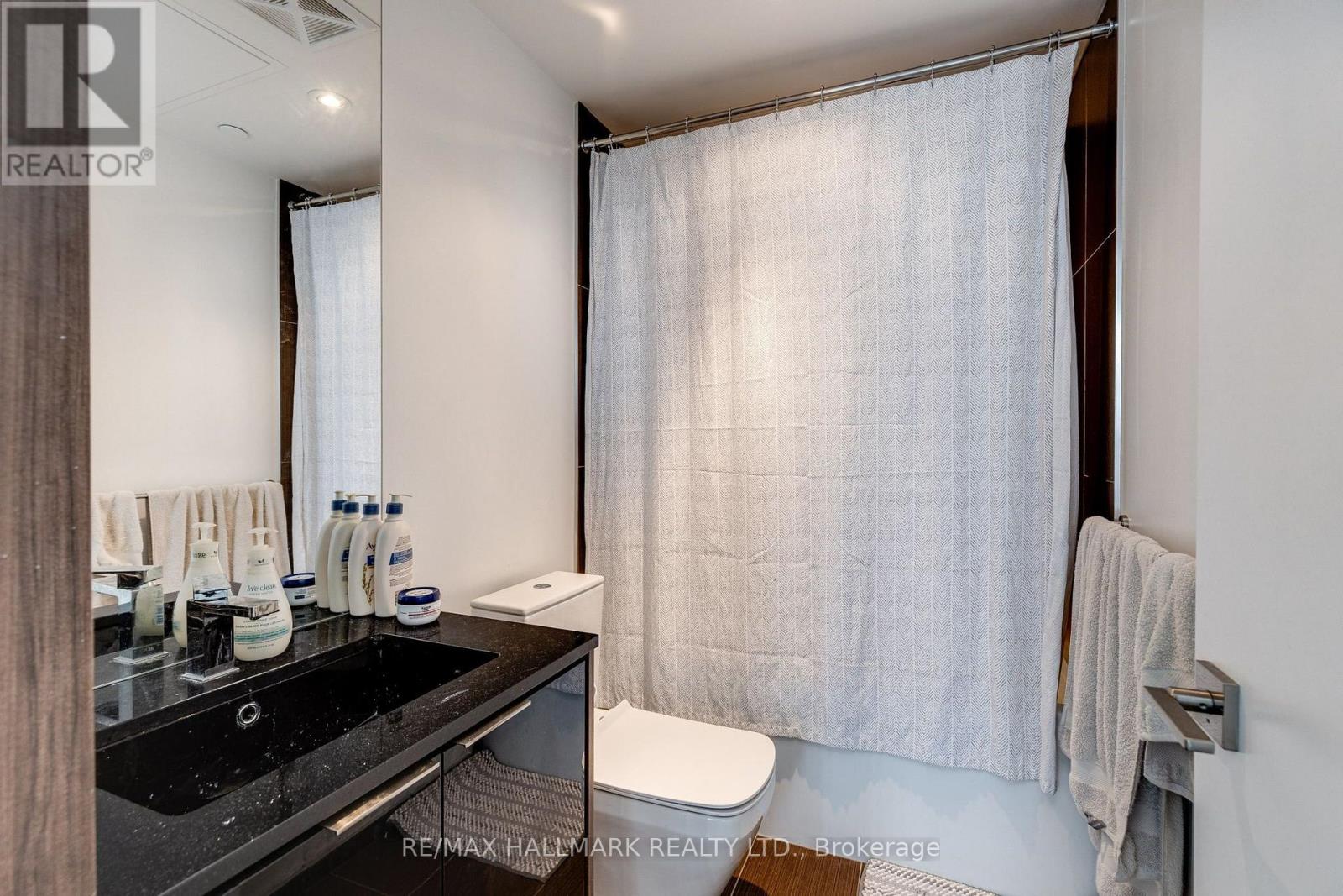3317 - 70 Temperance Street, Toronto, Ontario  M5H 4E8 - Photo 21 - C13565292