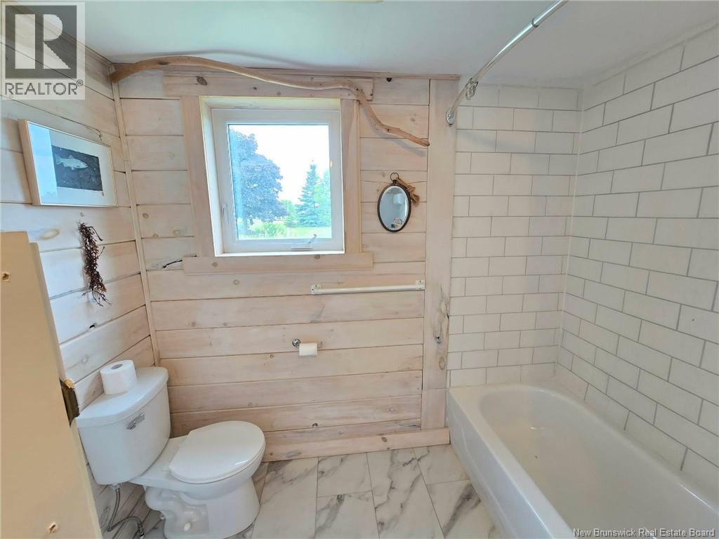1073 Route 134, Petit-Rocher, New Brunswick  E8J 1B8 - Photo 25 - NB144095