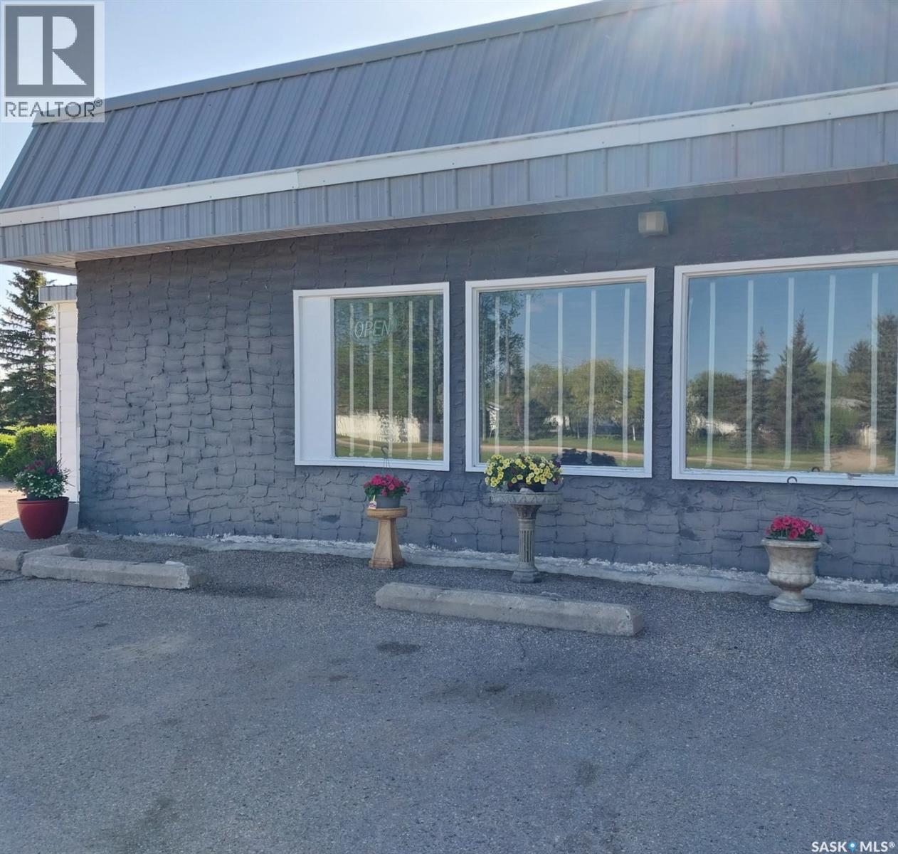 702 3rd Avenue W, Melville, Saskatchewan  S0A 2P0 - Photo 16 - SK042421