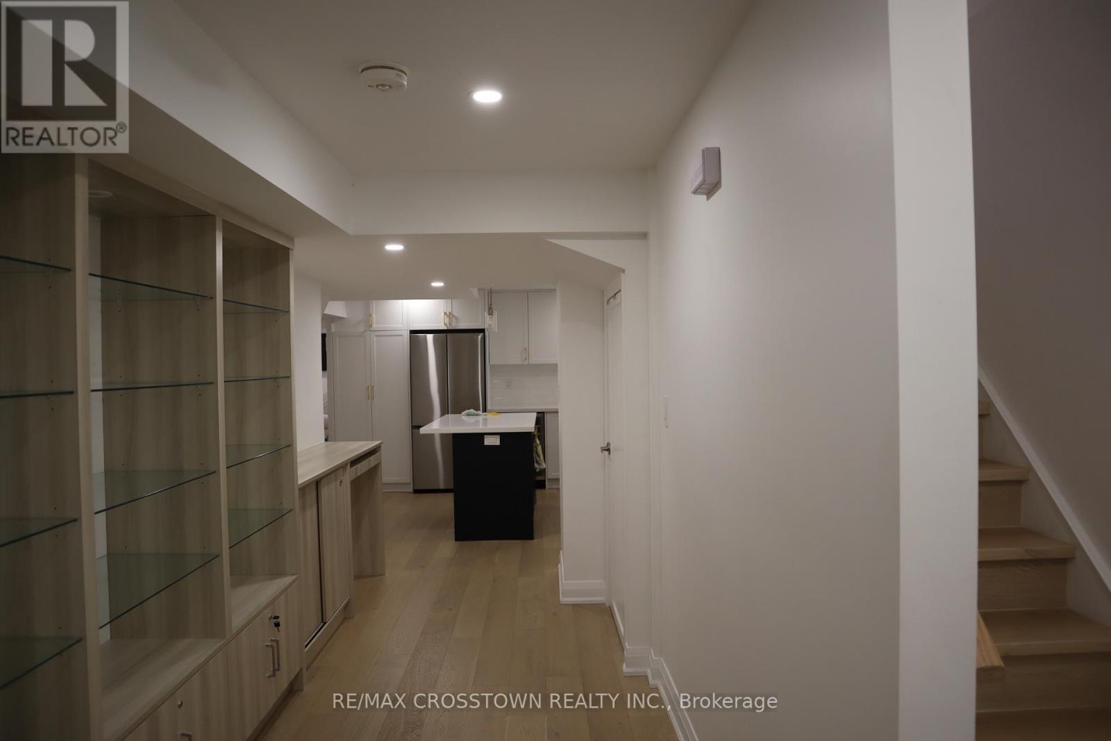 B - 492 Greenwood Drive, Essa, Ontario  L3W 0R4 - Photo 6 - N13542920