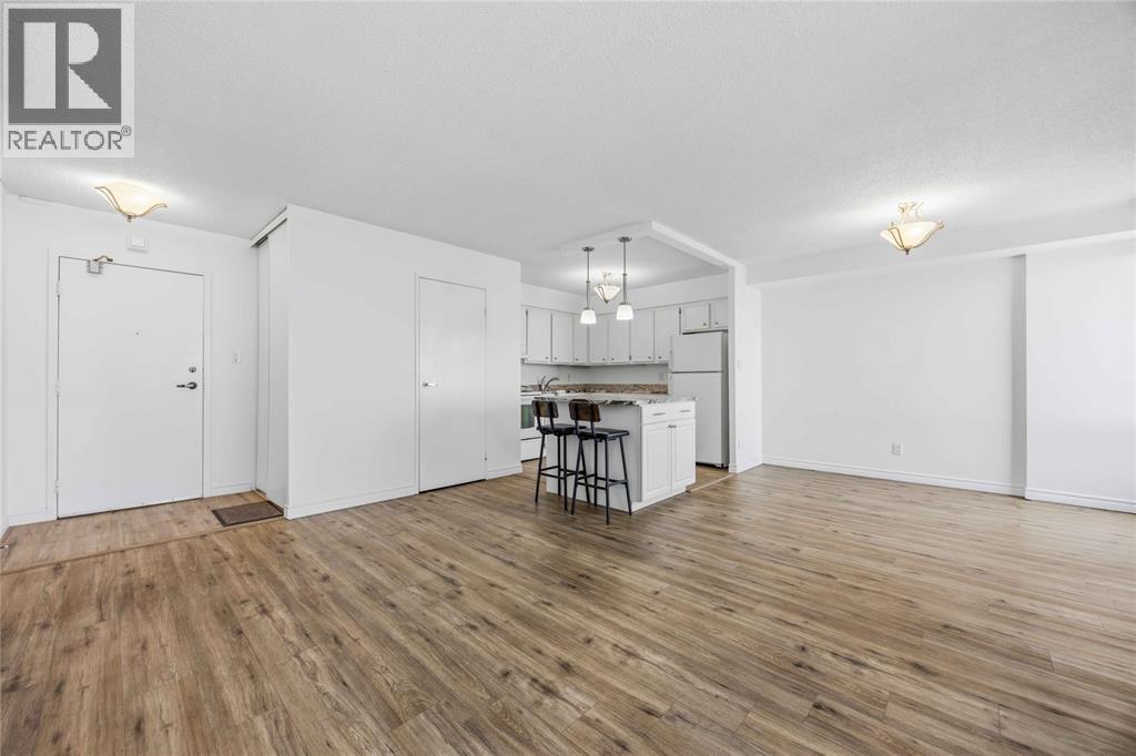 155 Front Street North Unit# 1004, Sarnia, Ontario  N7T 7V6 - Photo 4 - 26015094