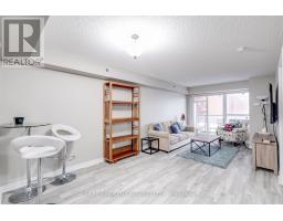 225 - 35 SARANAC BOULEVARD, Toronto, Ontario