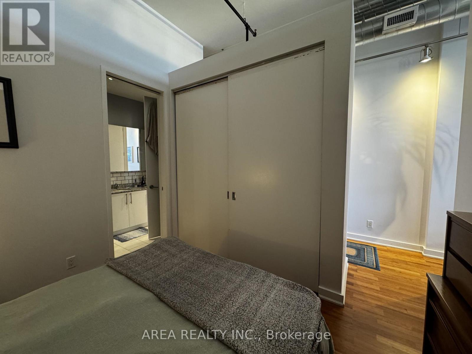 602 - 43 Hanna Avenue, Toronto, Ontario M6K 1X1 - Photo 11 - C13565470