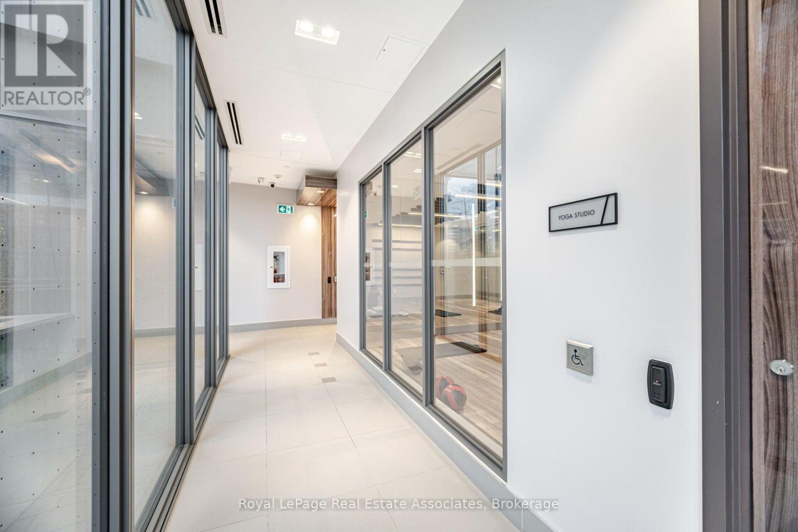 207 - 32 Forest Manor Road, Toronto, Ontario M2J 0H2 - Photo 34 - C13565536