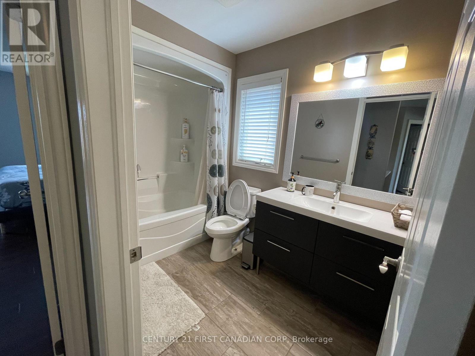 2722 Bateman Trail, London South, Ontario  N6L 0A8 - Photo 15 - X13565568