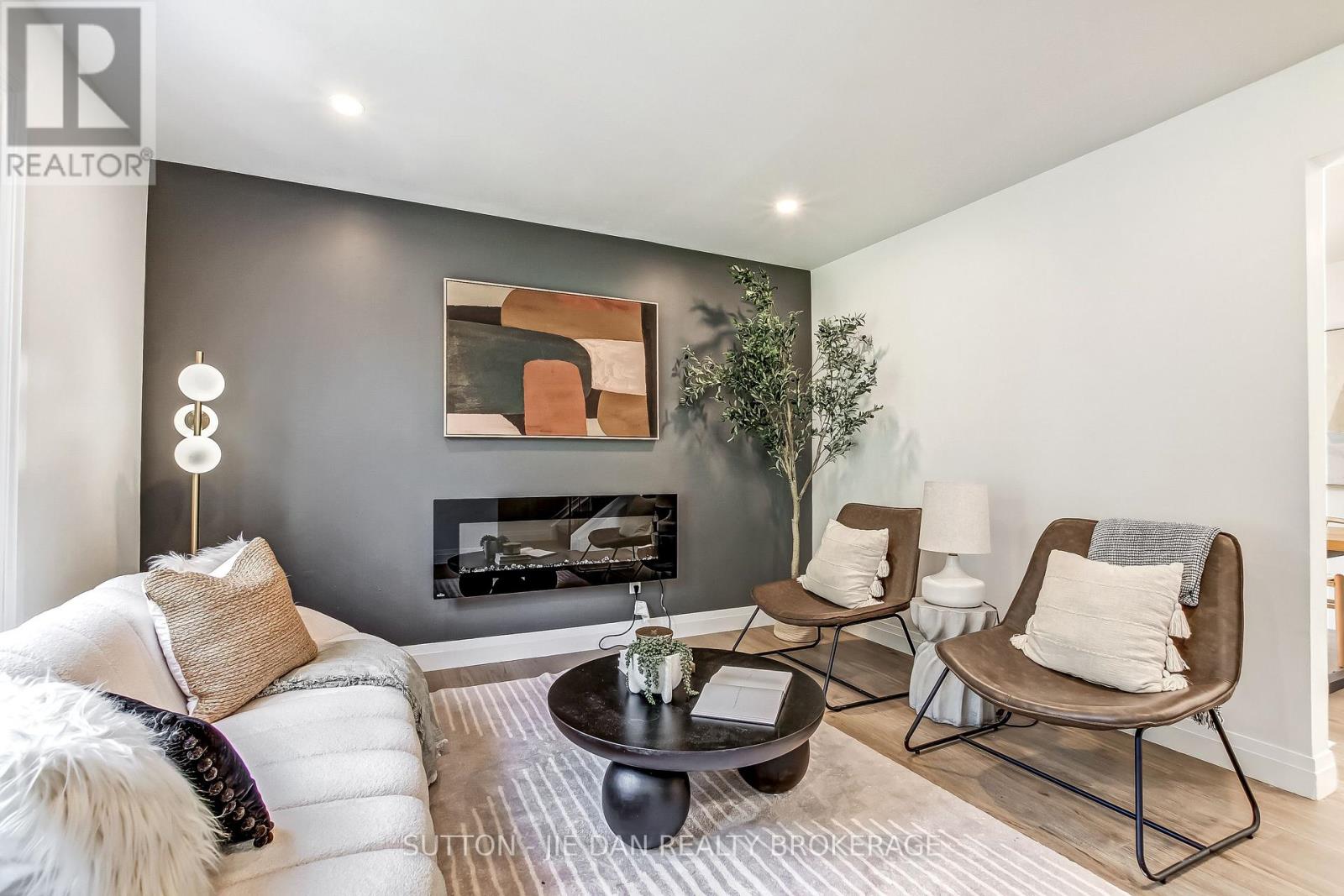 39 Inverary Road, London North, Ontario  N6G 3L5 - Photo 2 - X13565628
