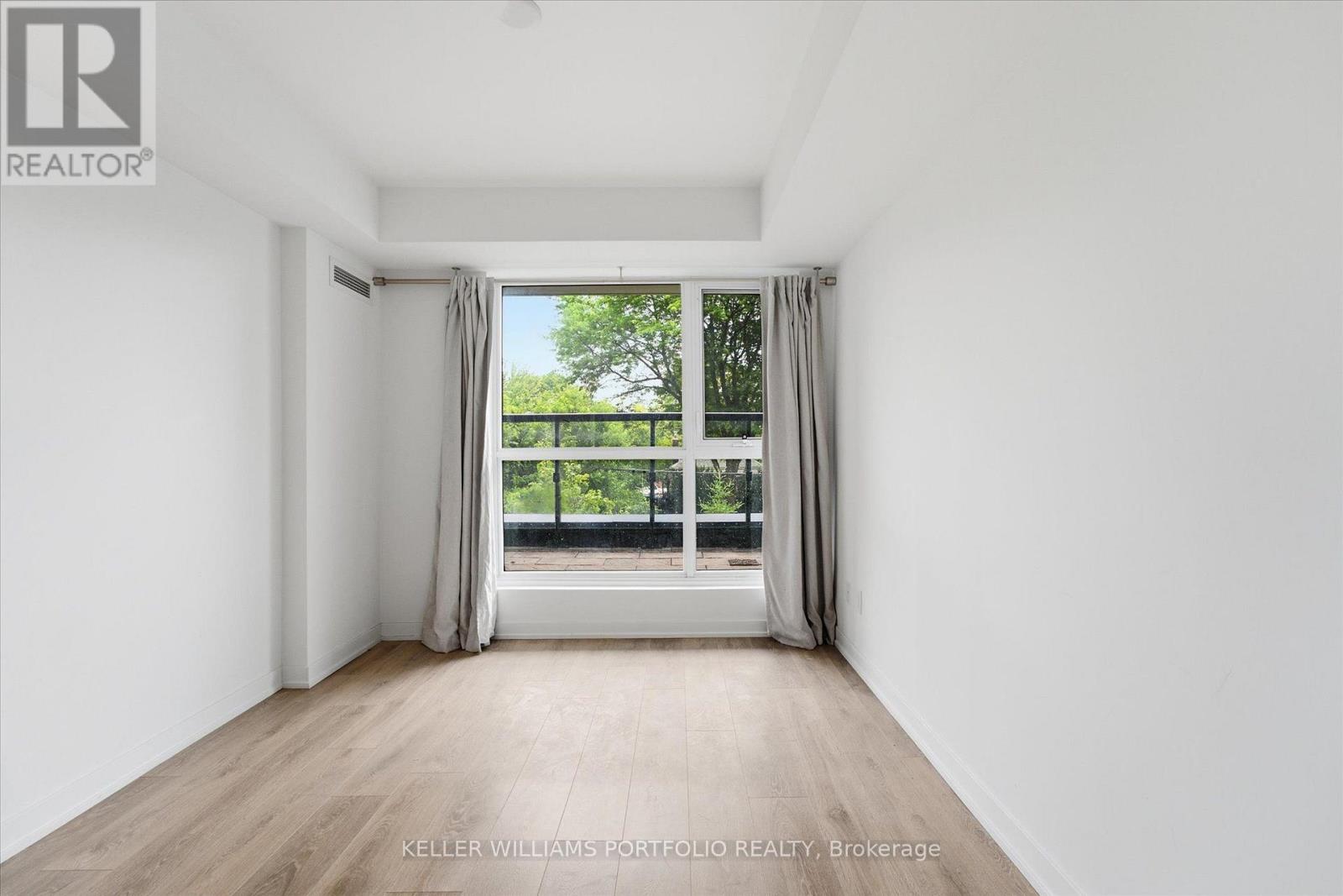 224 - 1401 O'connor Drive, Toronto, Ontario M4B 2V5 - Photo 18 - E13565478