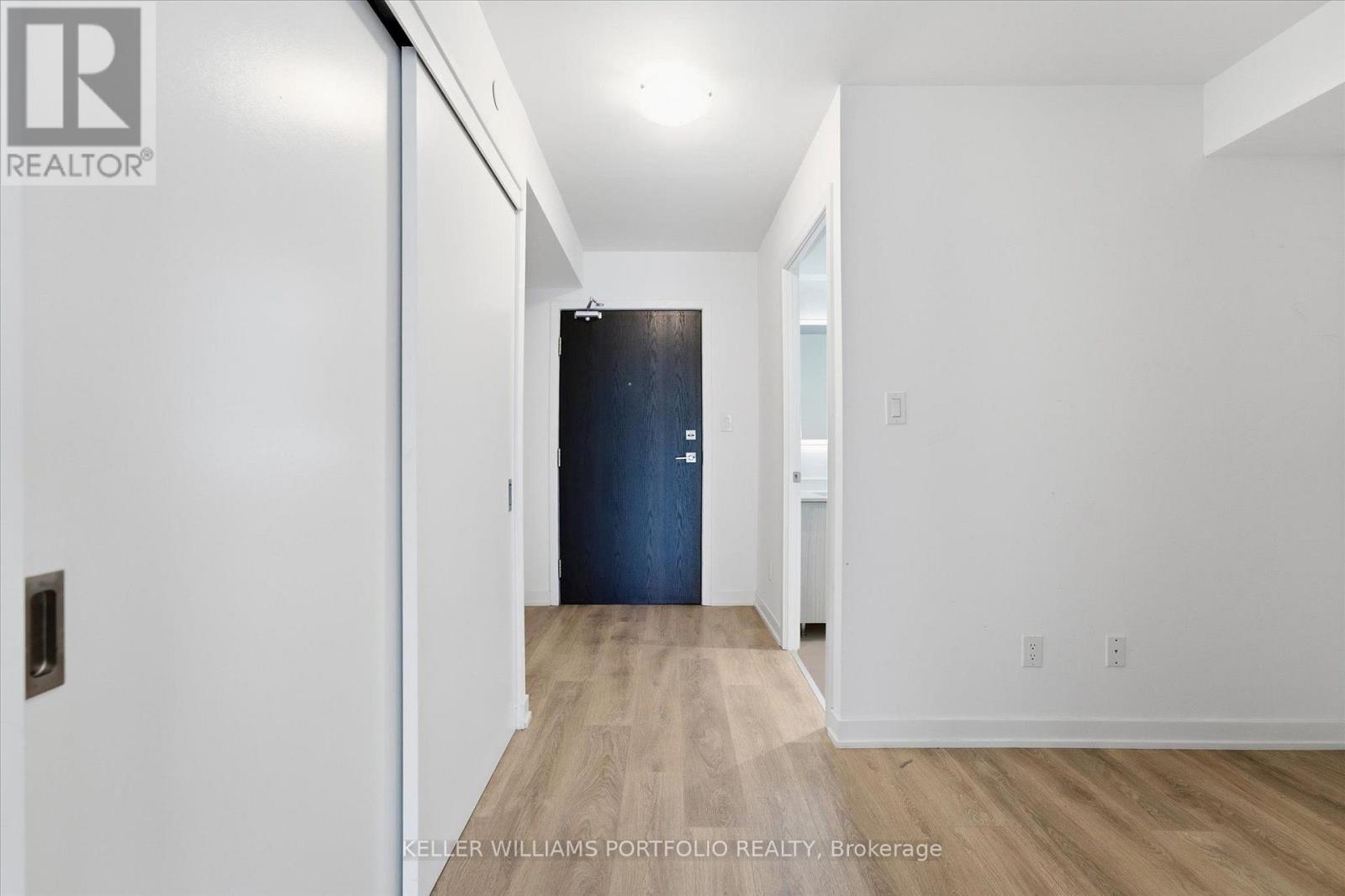 224 - 1401 O'connor Drive, Toronto, Ontario M4B 2V5 - Photo 4 - E13565478