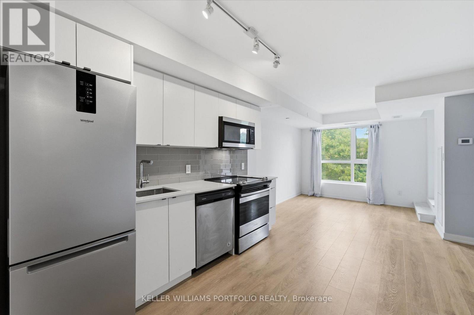 224 - 1401 O'connor Drive, Toronto, Ontario M4B 2V5 - Photo 8 - E13565478