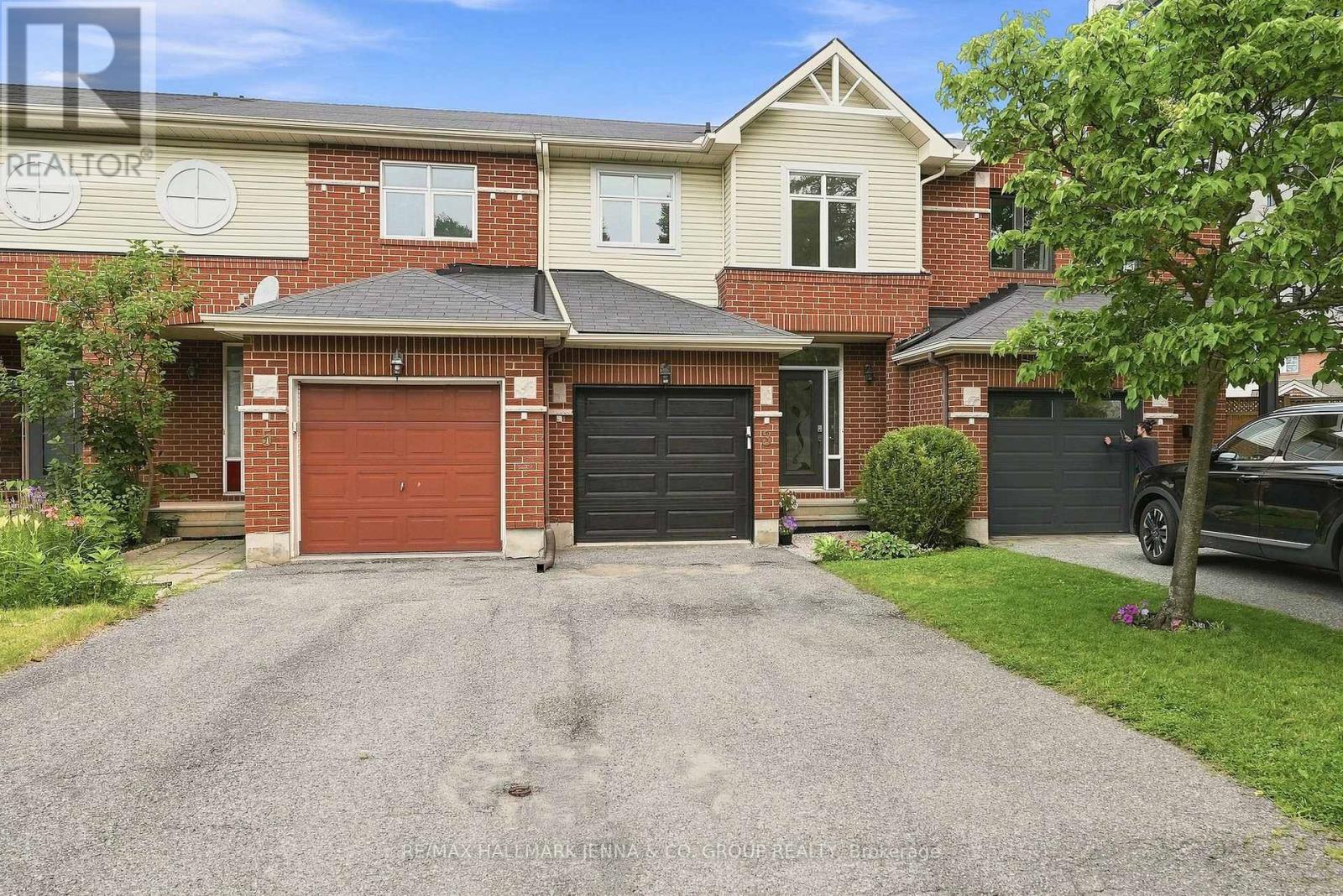 3 REDDING WAY, Ottawa, Ontario