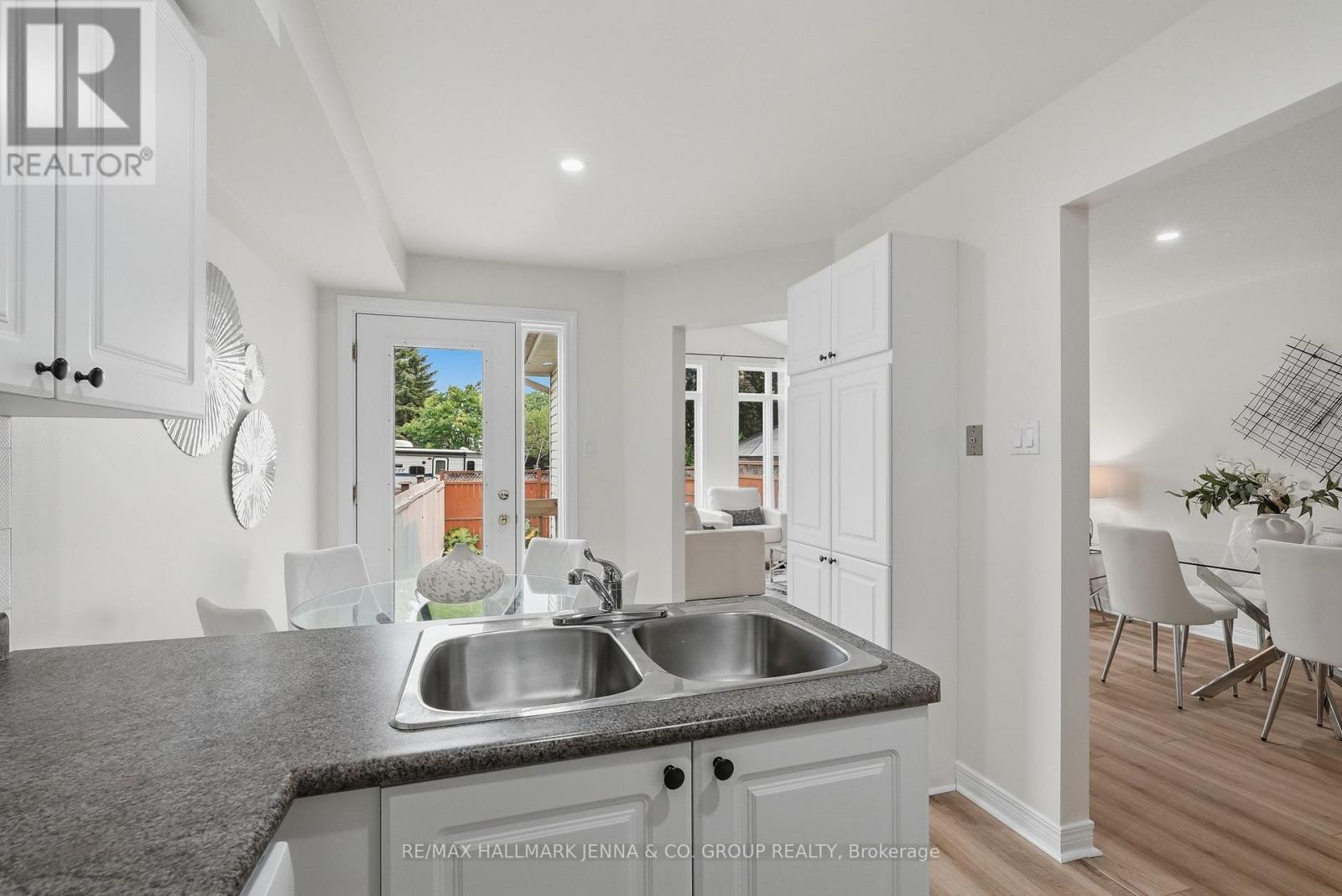 3 Redding Way, Ottawa, Ontario  K2G 6C5 - Photo 15 - X13565426