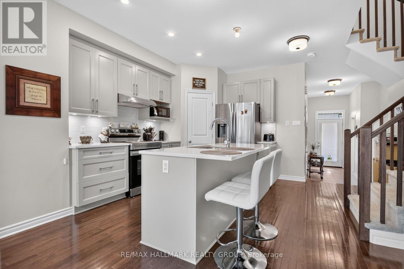 357 Barrett Farm Drive, Ottawa, Ontario  K1T 0Y6 - Photo 15 - X13565606