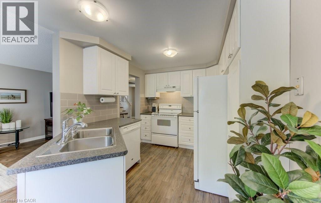 309 Pastern Trail, Waterloo, Ontario  N2K 3Z3 - Photo 7 - 40846724