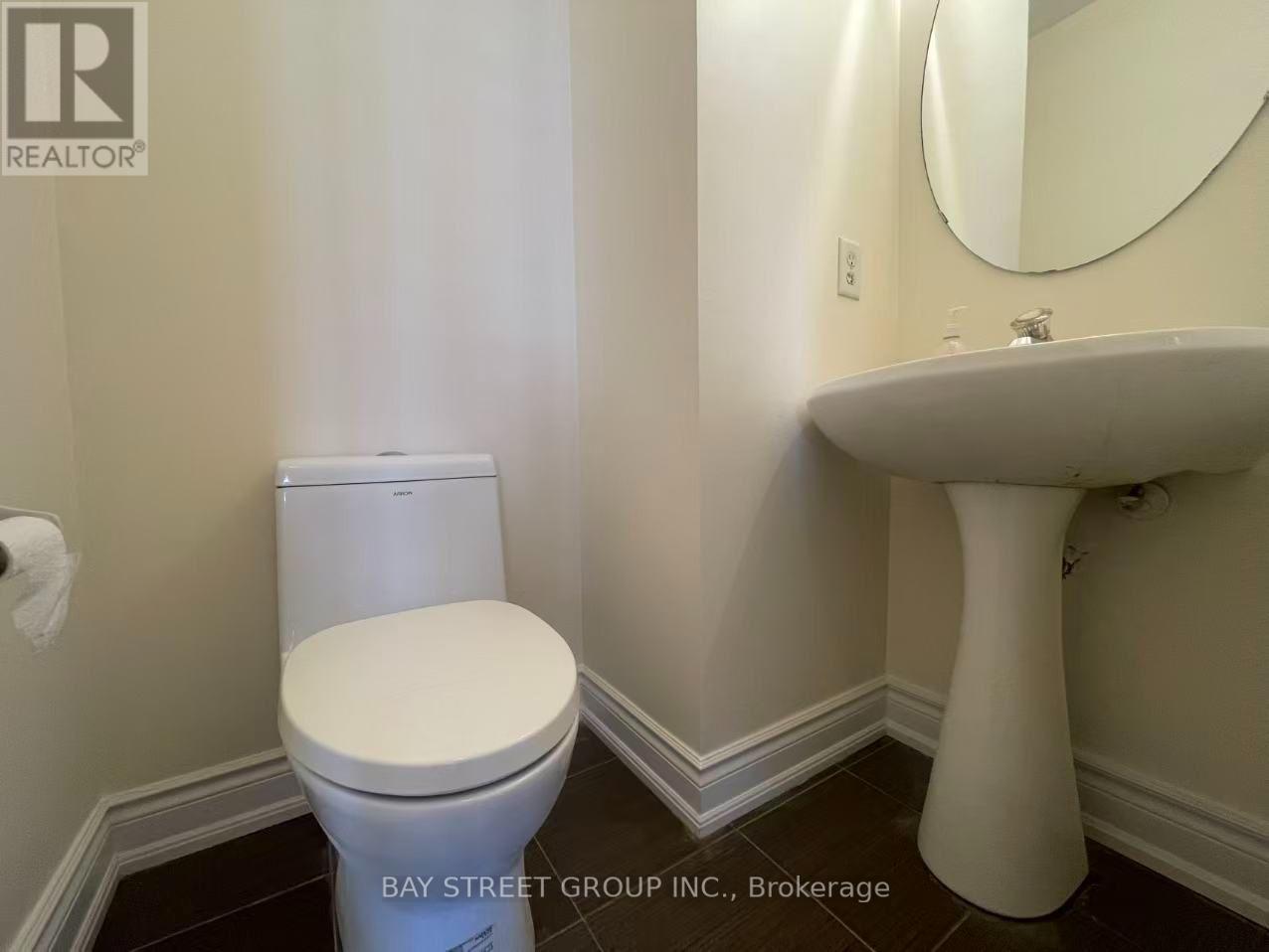 11 Belgrave Square, Markham, Ontario  L6C 2T1 - Photo 15 - N13565674