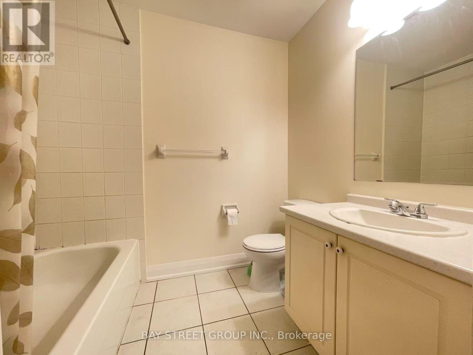 11 Belgrave Square, Markham, Ontario  L6C 2T1 - Photo 25 - N13565674