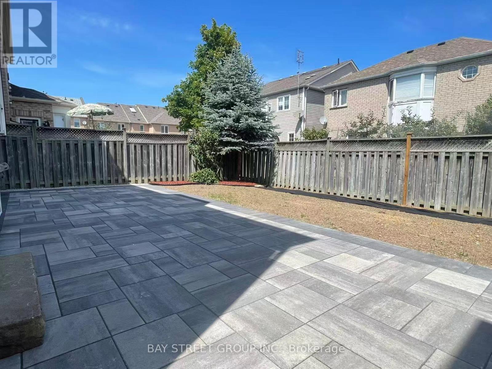 11 Belgrave Square, Markham, Ontario  L6C 2T1 - Photo 29 - N13565674
