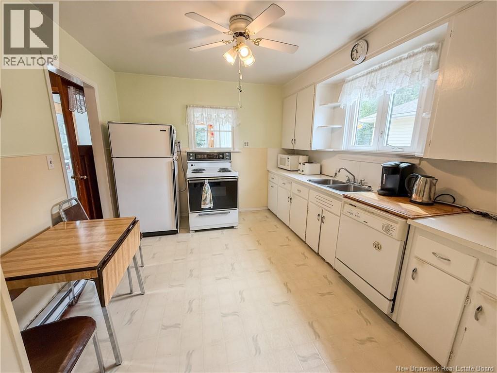 57 Cedar Avenue, Sussex, New Brunswick  E4E 1K6 - Photo 12 - NB144072