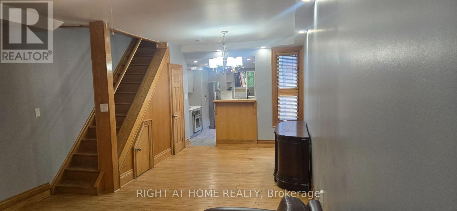 258 Howland Avenue, Toronto, Ontario  M5R 3B6 - Photo 3 - C13467142
