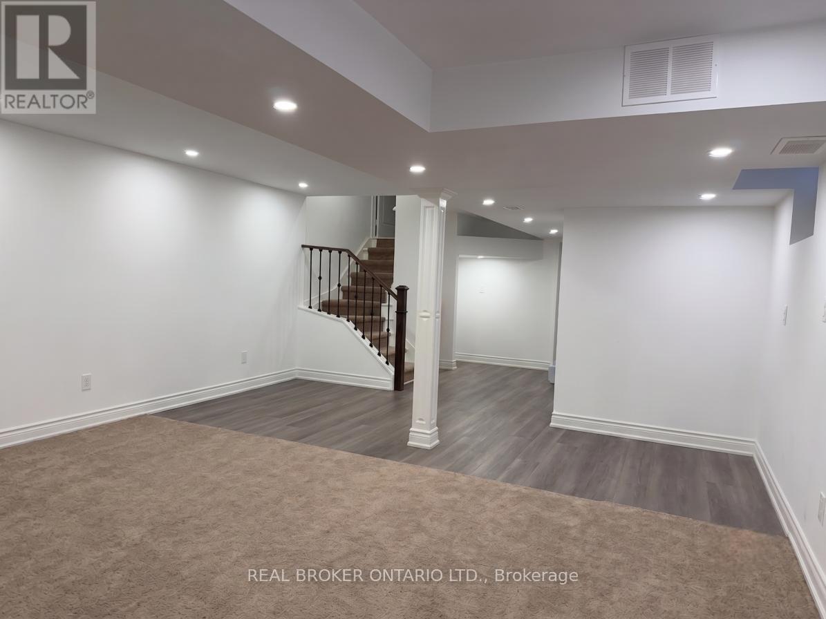 3516 Bala Drive, Mississauga, Ontario  L5M 7N2 - Photo 22 - W13565446