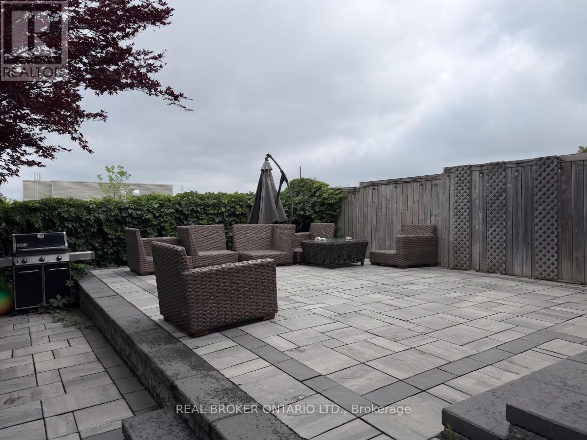 3516 Bala Drive, Mississauga, Ontario  L5M 7N2 - Photo 24 - W13565446