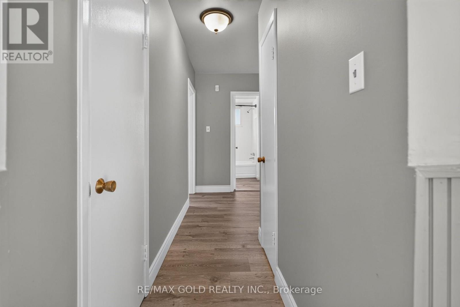182 Mcmurchy Avenue S, Brampton, Ontario L6Y 1Y9 - Photo 19 - W13565484