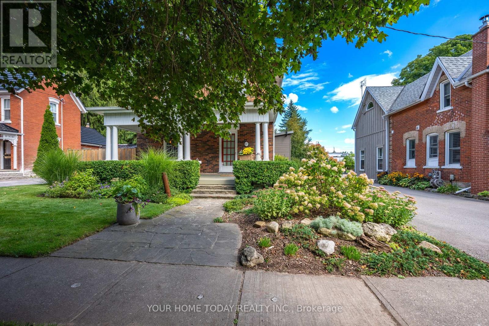 17 Park Avenue, Halton Hills, Ontario  L7J 1Y3 - Photo 3 - W13565584