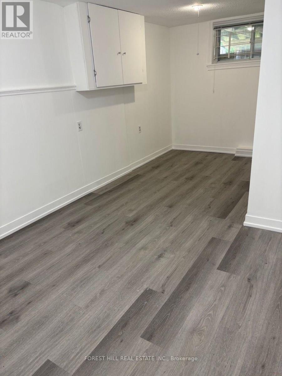 Lower - 35 Mcadam Avenue, Toronto, Ontario  M6A 1S5 - Photo 8 - W13565610