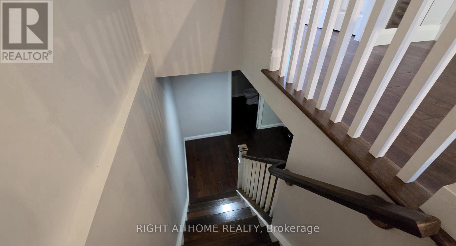 4103 Medland Drive, Burlington, Ontario  L7M 4Z7 - Photo 31 - W13563346