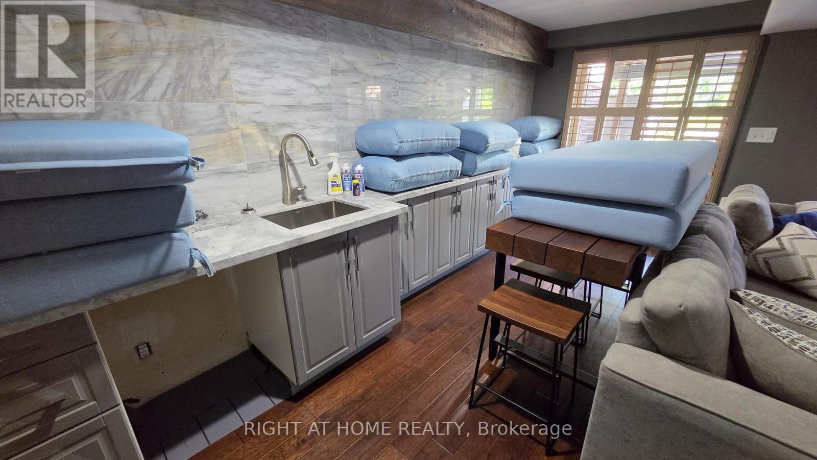 4103 Medland Drive, Burlington, Ontario  L7M 4Z7 - Photo 40 - W13563346