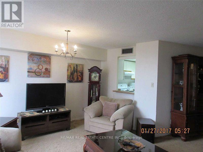 1605 - 4235 Sherwoodtowne Boulevard, Mississauga, Ontario L4Z 1W3 - Photo 4 - W13564478