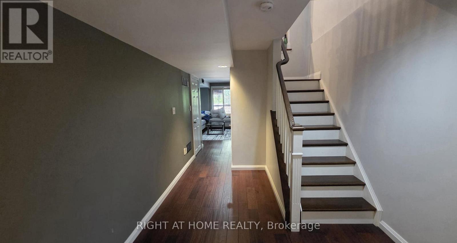 4103 Medland Drive, Burlington, Ontario  L7M 4Z7 - Photo 32 - W13563346