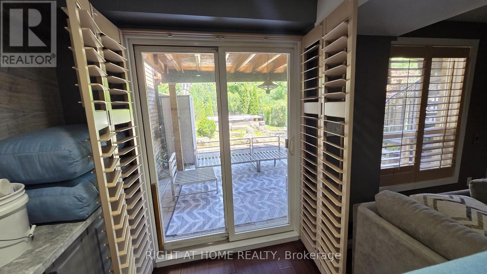 4103 Medland Drive, Burlington, Ontario  L7M 4Z7 - Photo 41 - W13563346