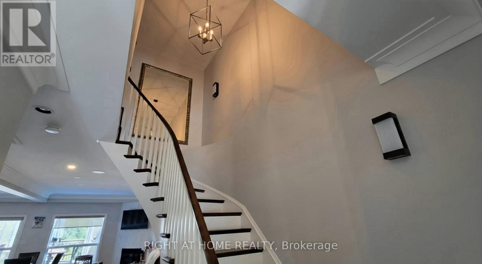 4103 Medland Drive, Burlington, Ontario  L7M 4Z7 - Photo 9 - W13563346