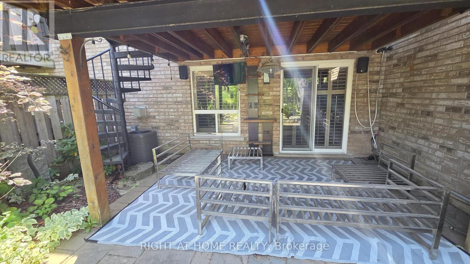 4103 Medland Drive, Burlington, Ontario  L7M 4Z7 - Photo 46 - W13563346