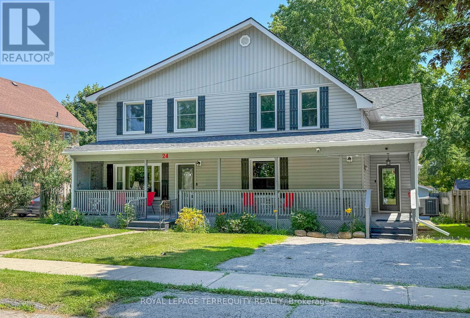 24 SIMCOE STREET, Kawartha Lakes (Lindsay)