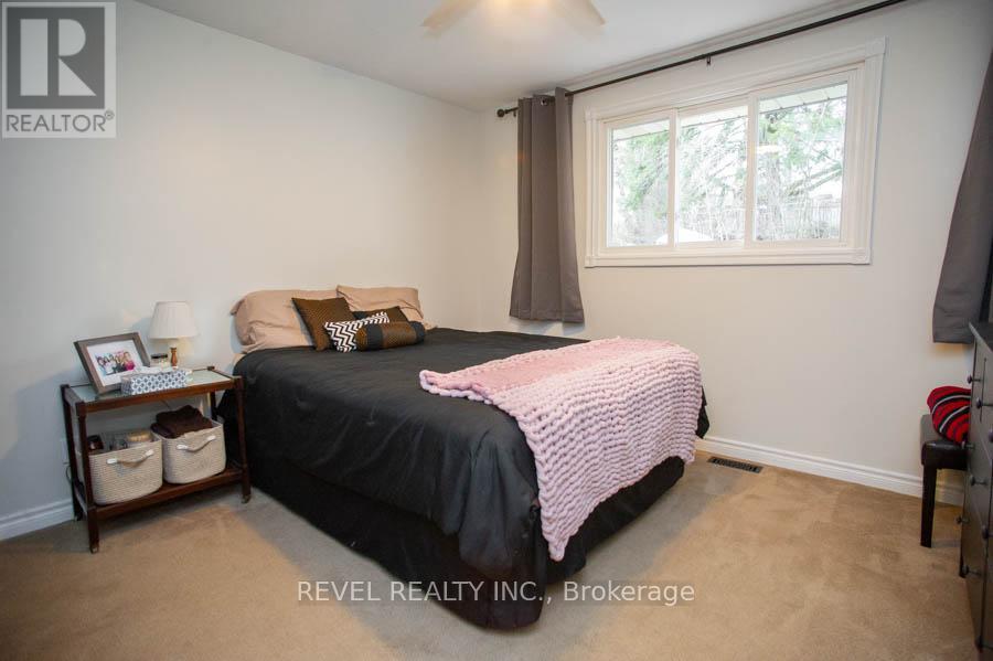 102 Century Hill Drive, Kitchener, Ontario  N2E 2H8 - Photo 14 - X13565676